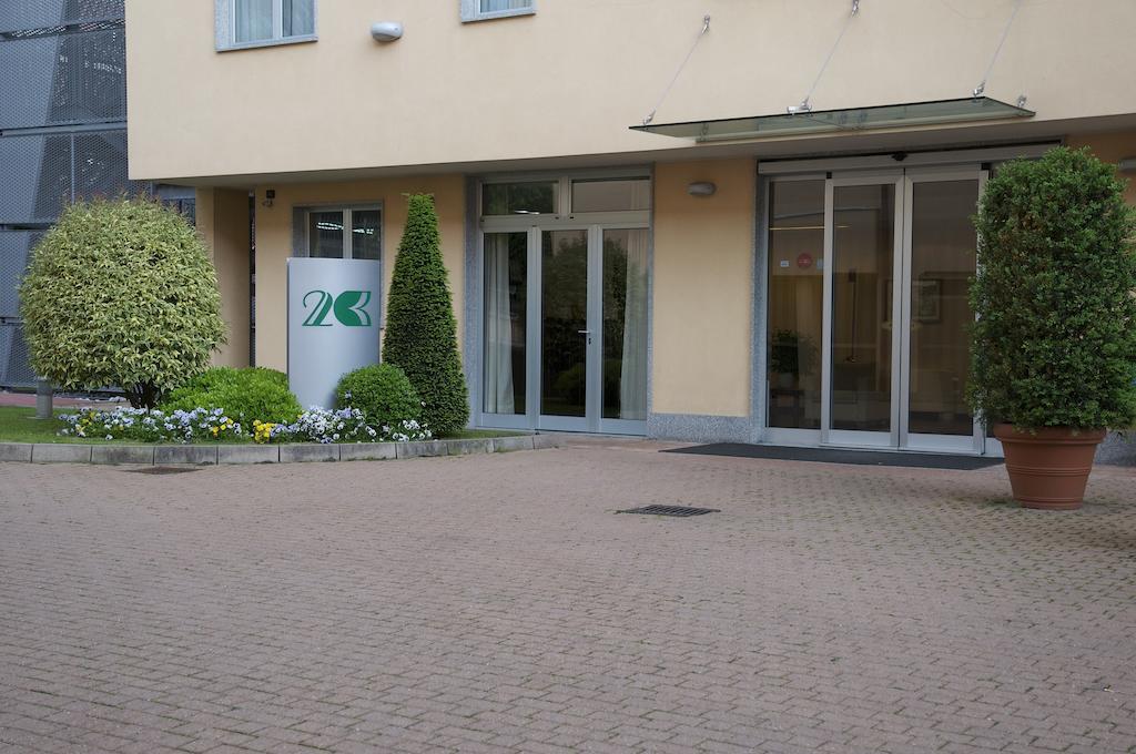 Hotel 2C Legnano Exteriör bild